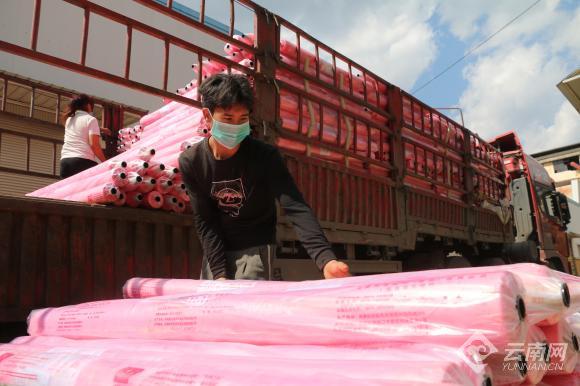 1582541382177386.jpg 00301442497_51c2f403.jpg