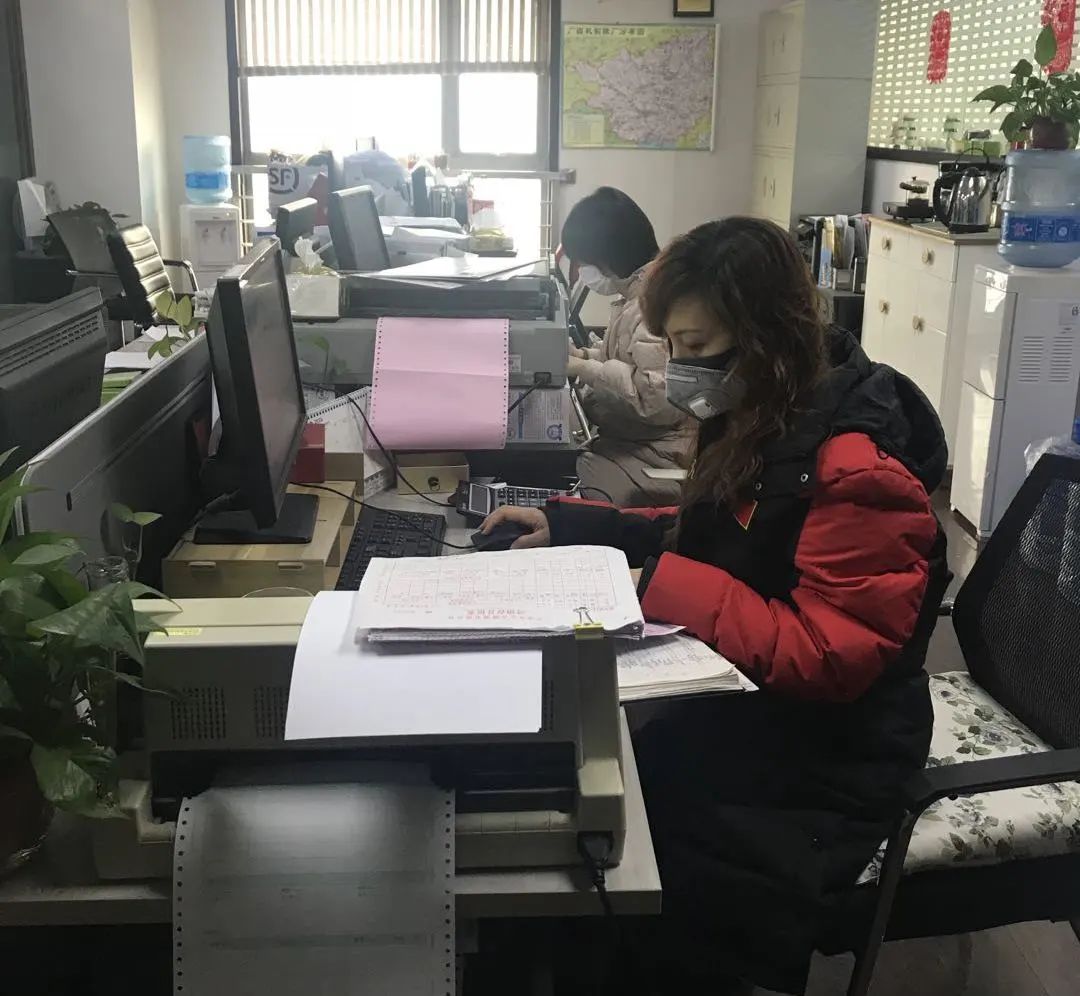 1582609342574083.jpg de4453e390f1dd642498bcfff6b61957.jpg