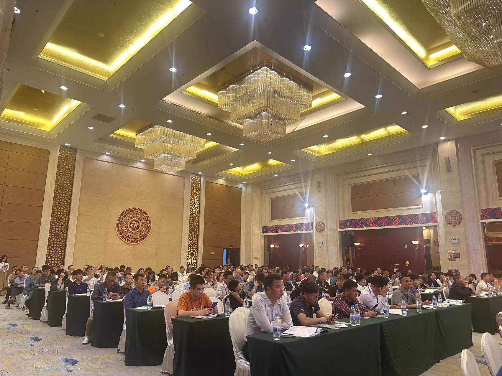 1711611135188748.jpg 6d5b45700dc313ecbd5d93dc578c09a.jpg